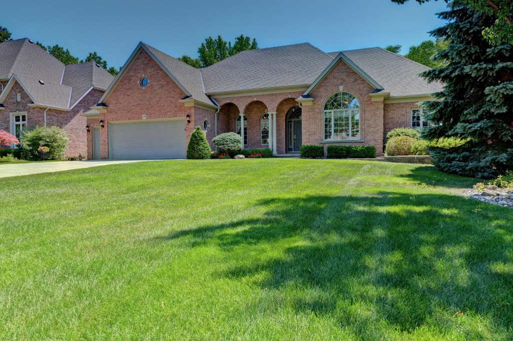 1287 PAMELA CRT, Sarnia, Ontario, Canada