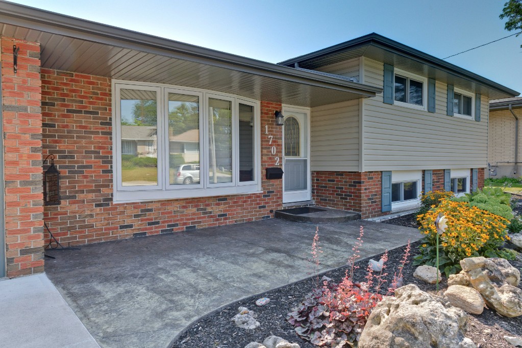 1702 GRACE AVE, Sarnia, Ontario, Canada