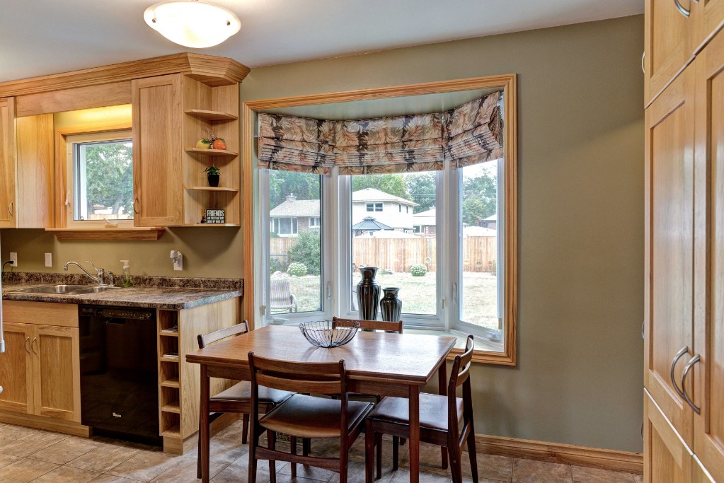 1702 GRACE AVE, Sarnia, Ontario, Canada