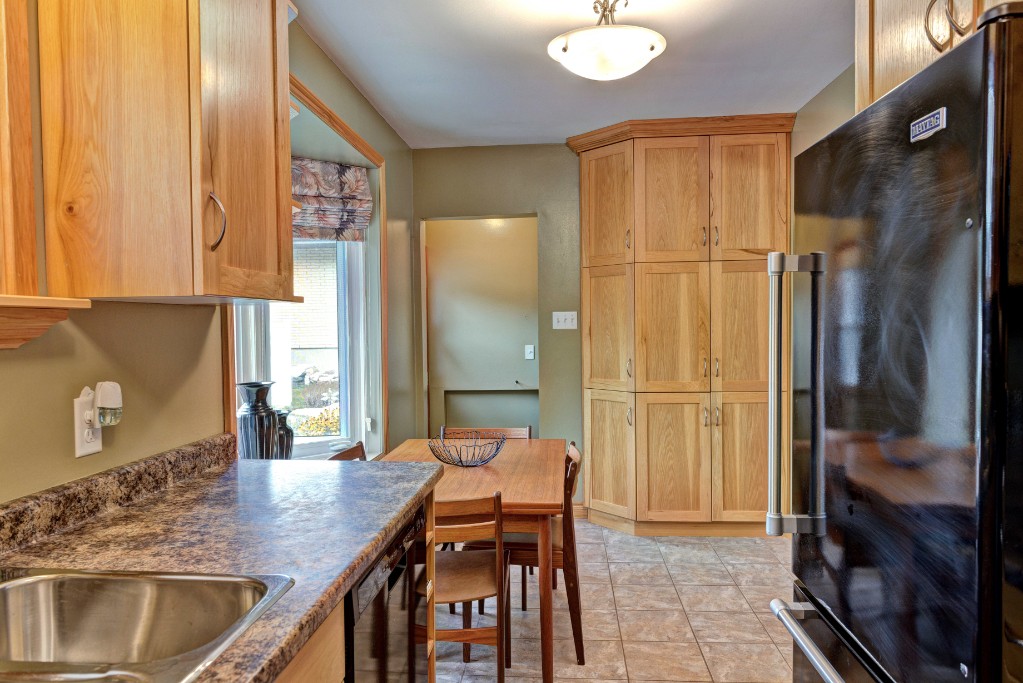 1702 GRACE AVE, Sarnia, Ontario, Canada