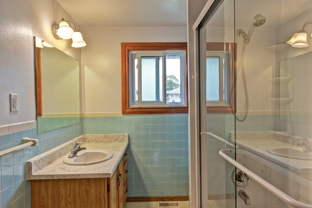 1702 GRACE AVE, Sarnia, Ontario, Canada