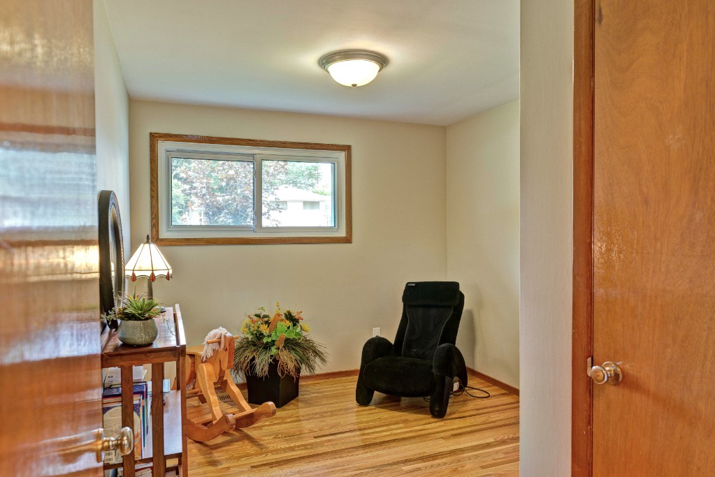 1702 GRACE AVE, Sarnia, Ontario, Canada