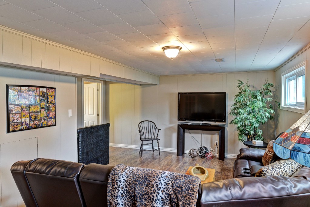 1702 GRACE AVE, Sarnia, Ontario, Canada
