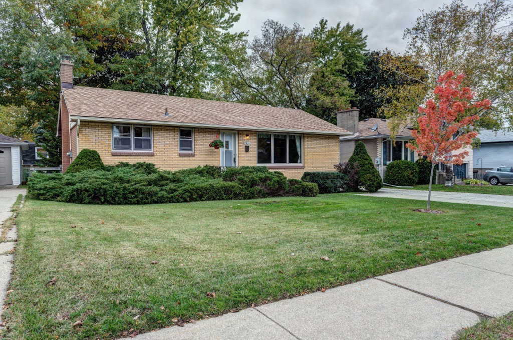 1531 MURPHY RD, Sarnia, Ontario, Canada