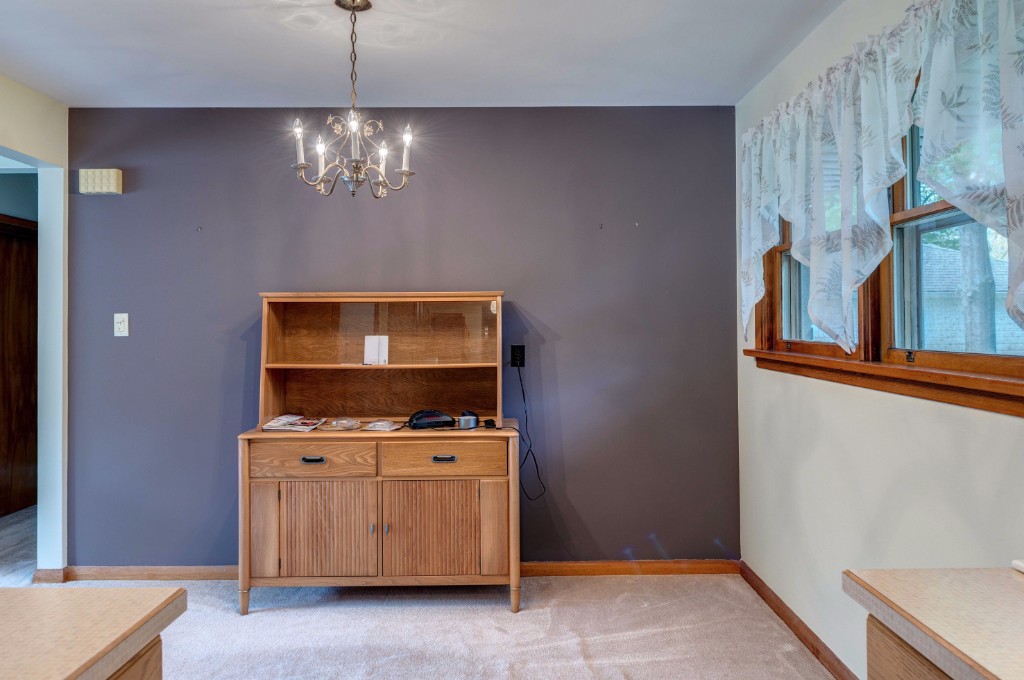 1531 MURPHY RD, Sarnia, Ontario, Canada