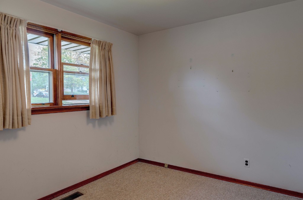 1531 MURPHY RD, Sarnia, Ontario, Canada