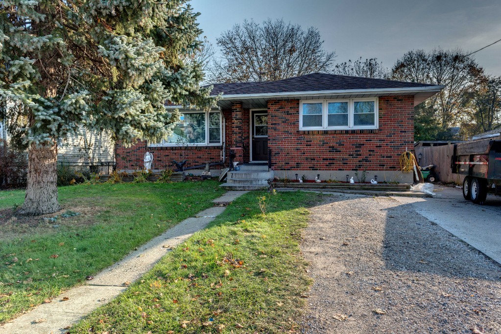 357 EXMOUTH ST, Sarnia, Ontario, Canada