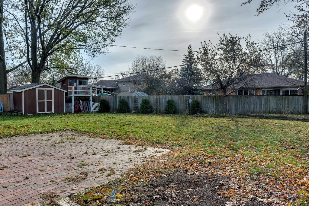 1241 WEBSTER DR, Sarnia, Ontario, Canada