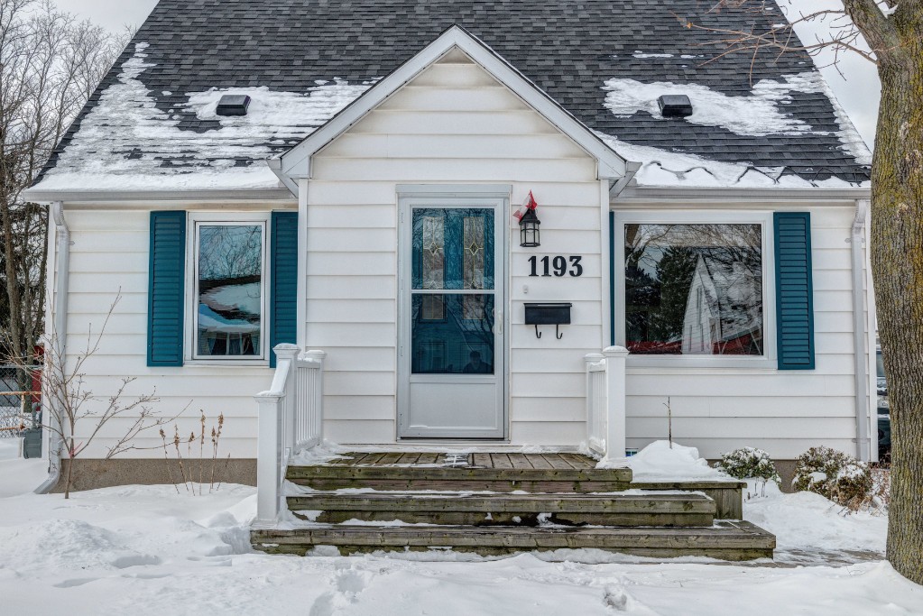 1193 MATHEWS AVE, Sarnia, Ontario, Canada
