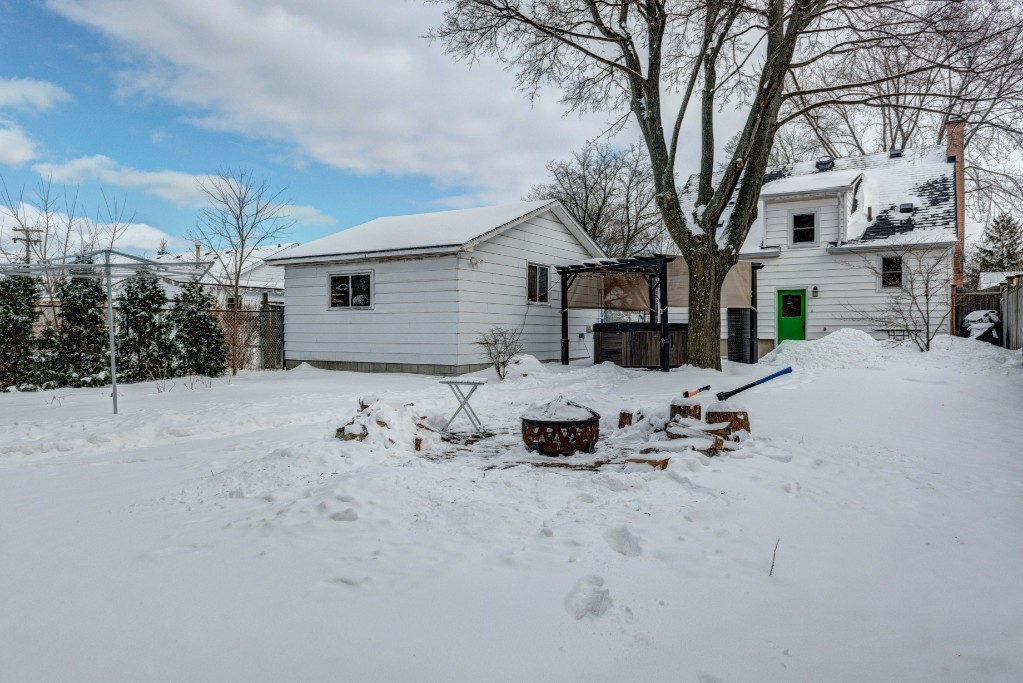 1193 MATHEWS AVE, Sarnia, Ontario, Canada