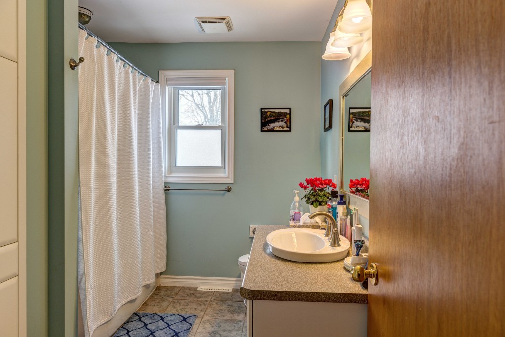 1193 MATHEWS AVE, Sarnia, Ontario, Canada
