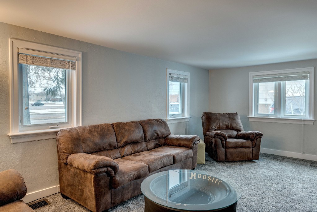 1173 INDIAN RD North, Sarnia, Ontario, Canada