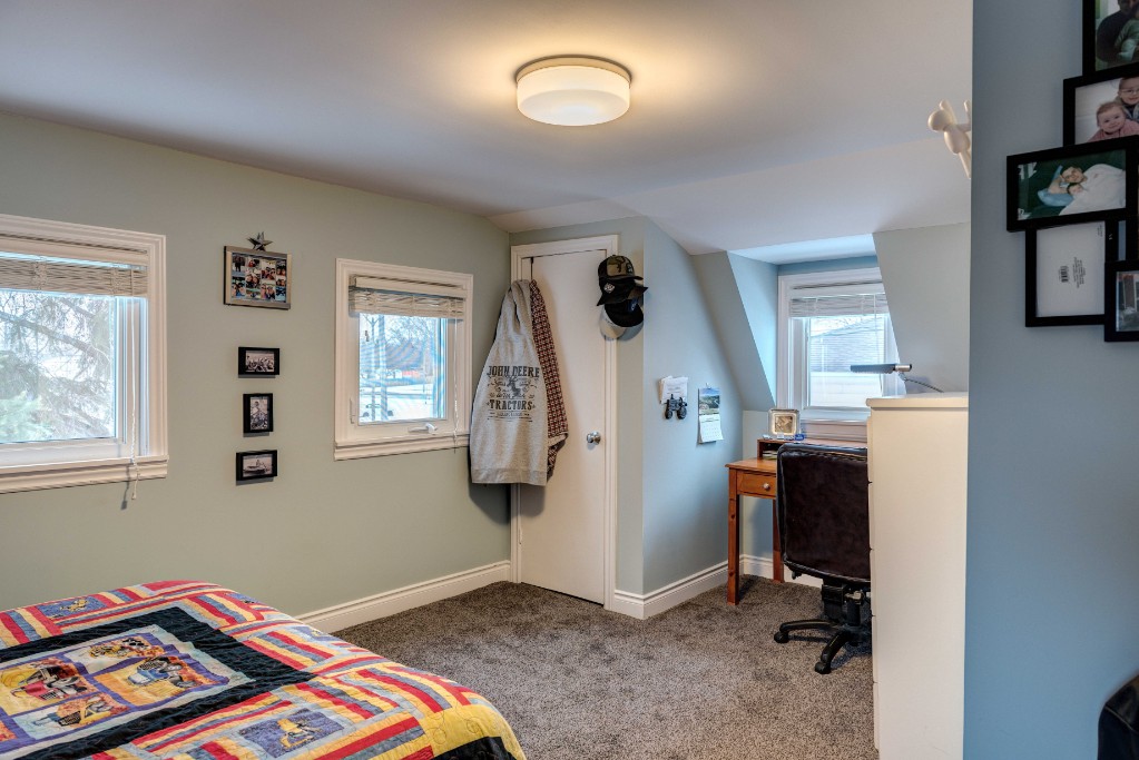 1173 INDIAN RD North, Sarnia, Ontario, Canada