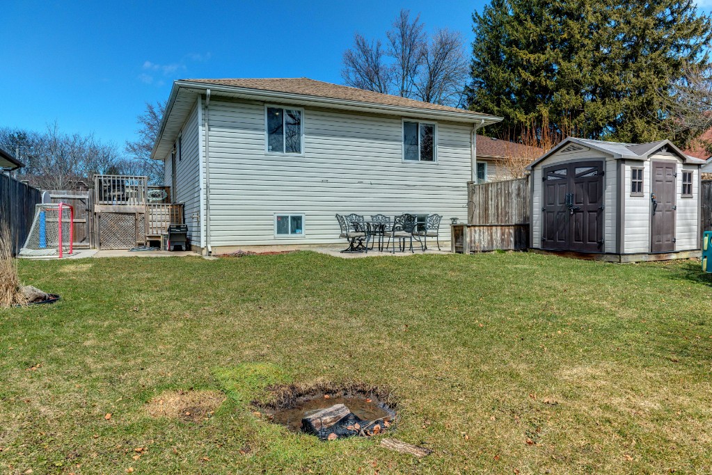 528 ONTARIO ST, Plympton-Wyoming, Ontario, Canada