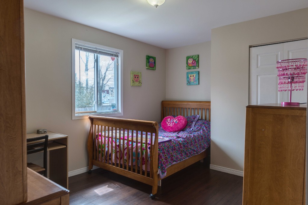 528 ONTARIO ST, Plympton-Wyoming, Ontario, Canada
