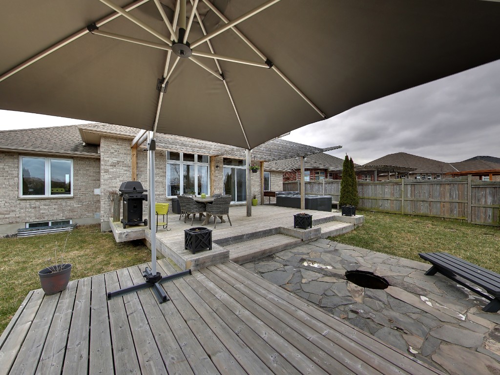 1929 AVENUE RD, Sarnia, Ontario, Canada
