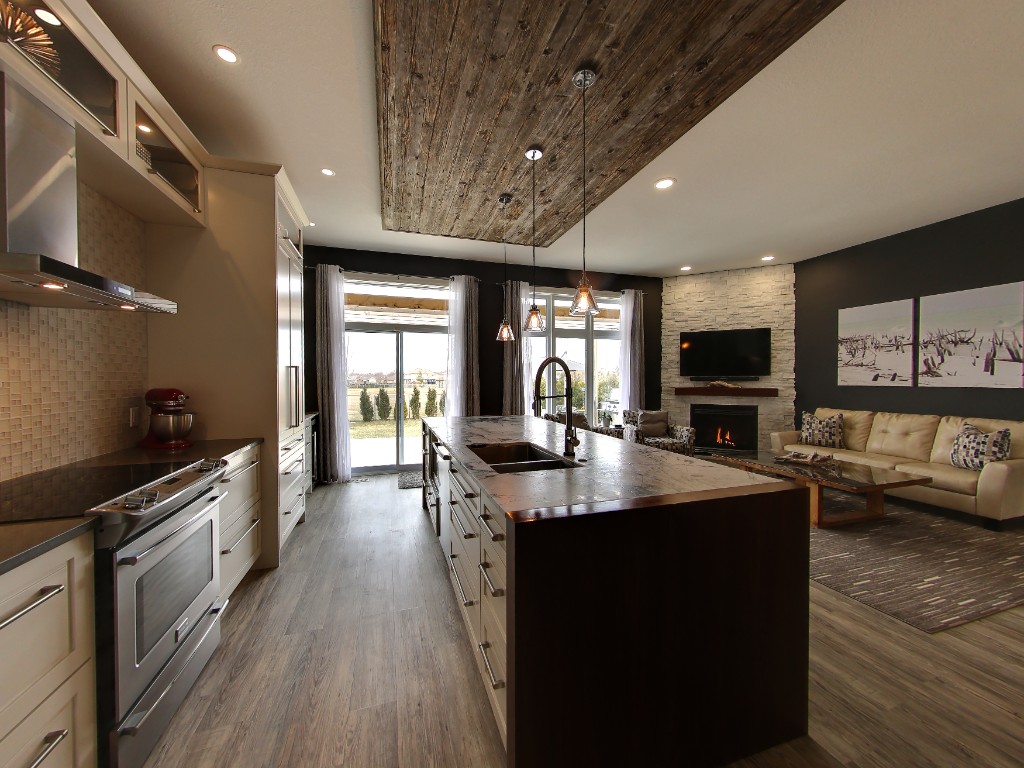 1929 AVENUE RD, Sarnia, Ontario, Canada