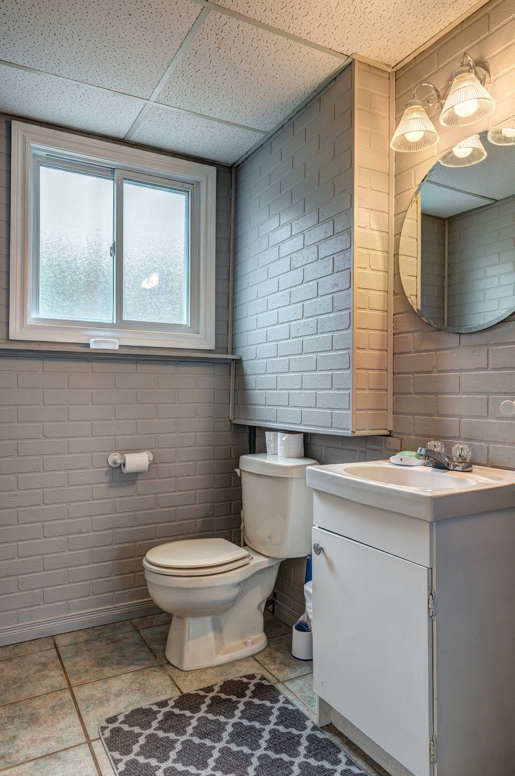 303 OAKDALE CRT, St. Clair, Ontario, Canada