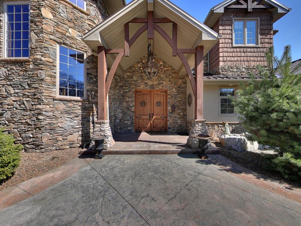7152 BONNIE DOONE Road, Plympton-Wyoming, Ontario, Canada
