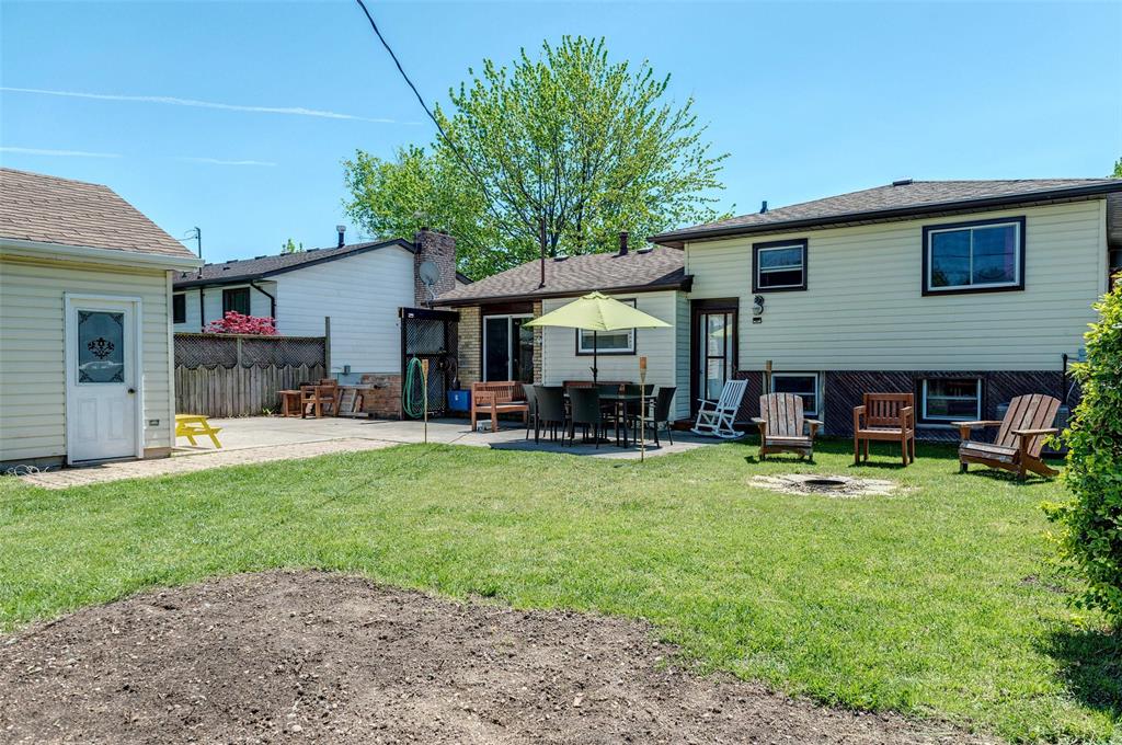 587 ALBERT Boulevard, St. Clair, Ontario, Canada