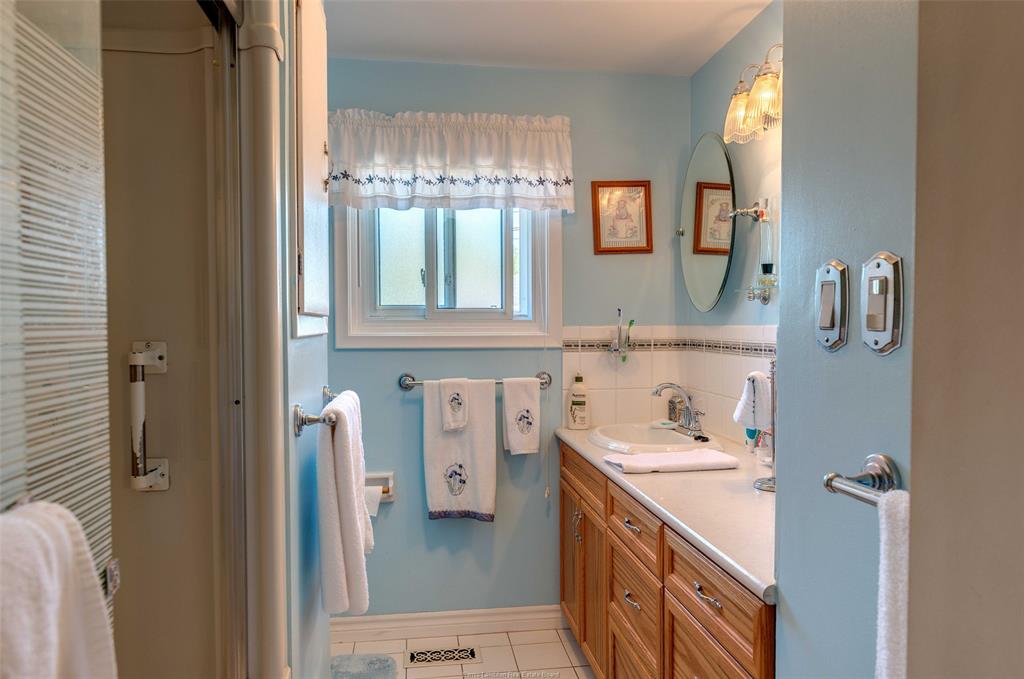 1168 SOLE Street, Sarnia, Ontario, Canada
