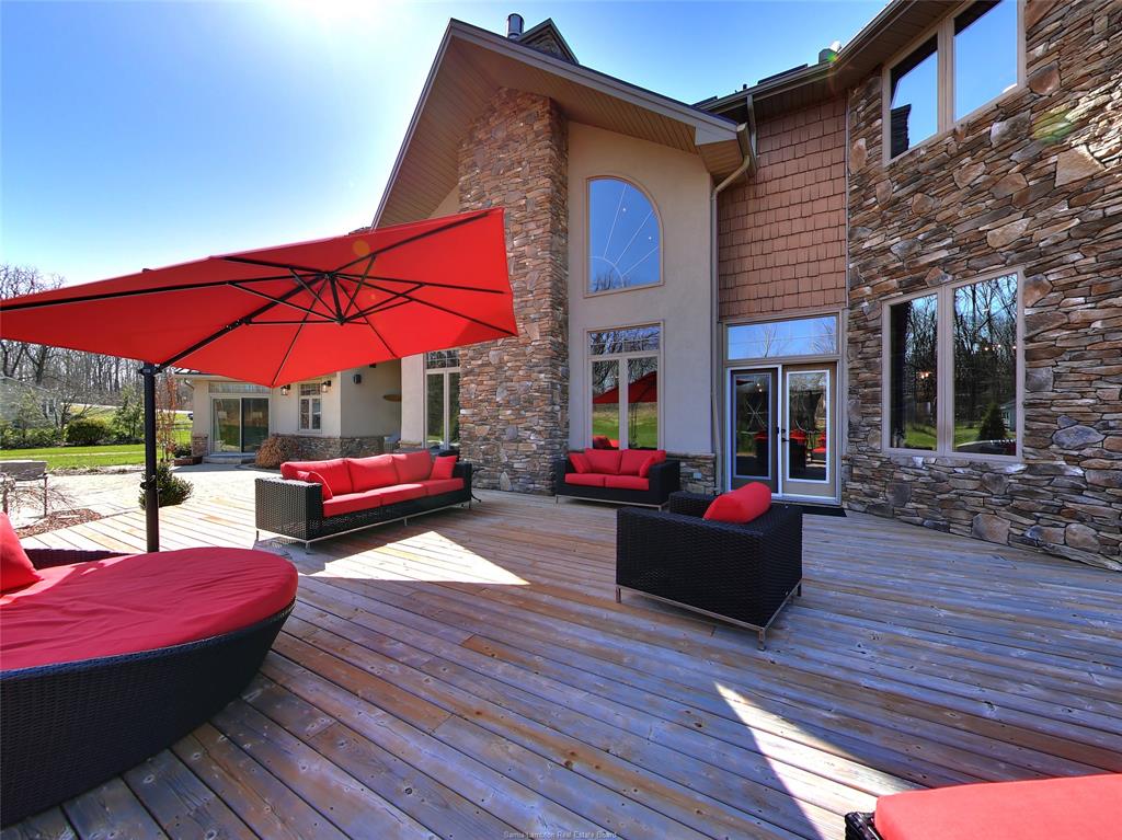 7152 BONNIE DOONE Road, Plympton-Wyoming, Ontario, Canada