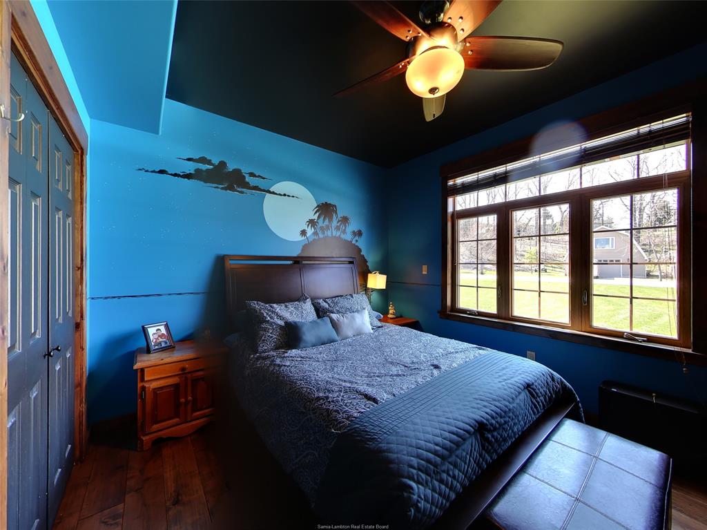 7152 BONNIE DOONE Road, Plympton-Wyoming, Ontario, Canada