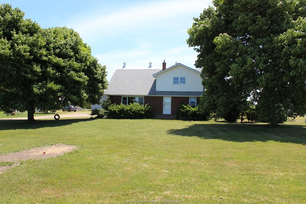 5483 LONDON Line, Plympton-Wyoming, Ontario, Canada