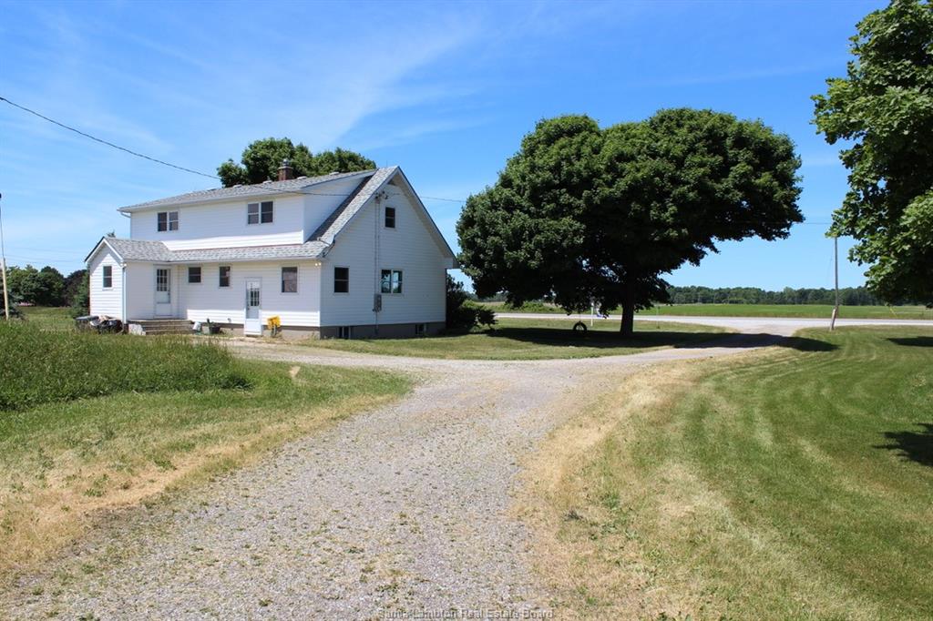 5483 LONDON Line, Plympton-Wyoming, Ontario, Canada