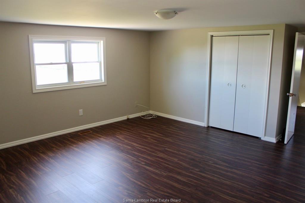 5483 LONDON Line, Plympton-Wyoming, Ontario, Canada