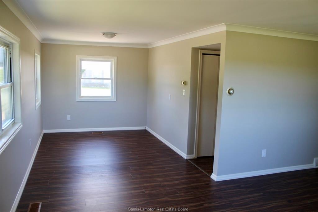 5483 LONDON Line, Plympton-Wyoming, Ontario, Canada