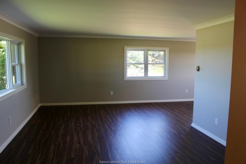 5483 LONDON Line, Plympton-Wyoming, Ontario, Canada