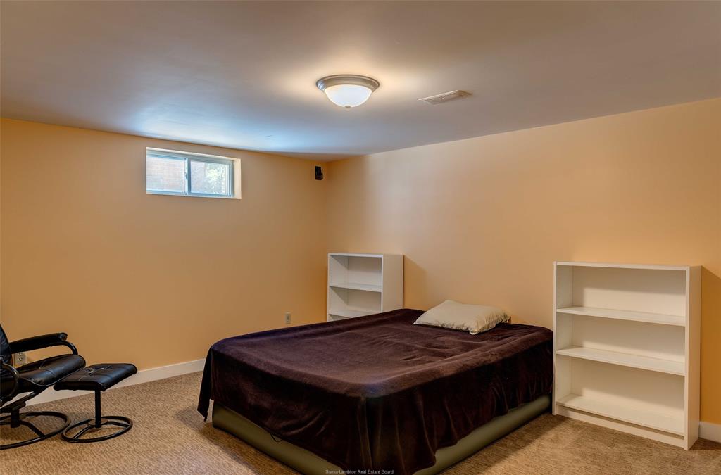 1540 COLBORNE Road, Sarnia, Ontario, Canada