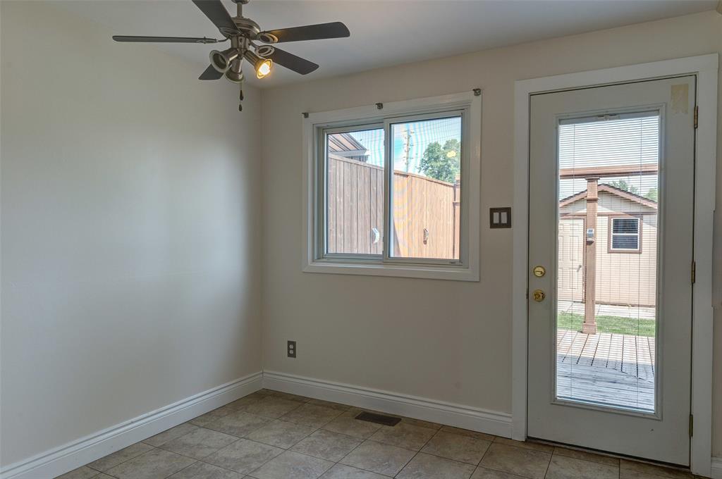 617 CARDIFF Drive, Sarnia, Ontario, Canada