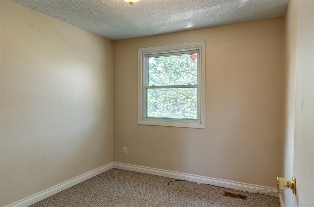 617 CARDIFF Drive, Sarnia, Ontario, Canada