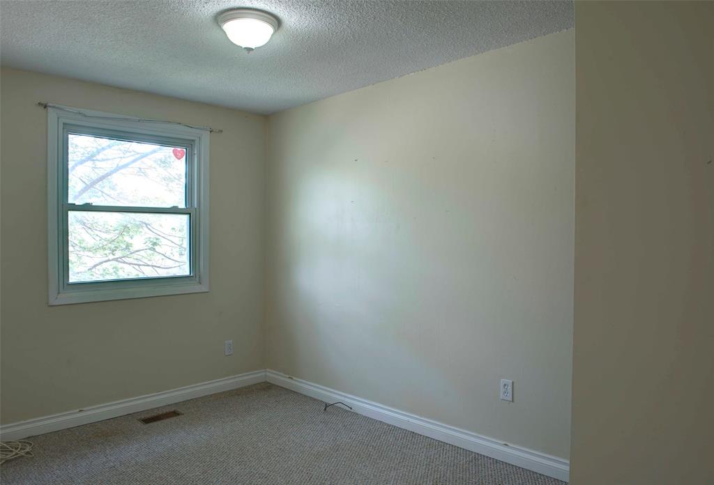 617 CARDIFF Drive, Sarnia, Ontario, Canada