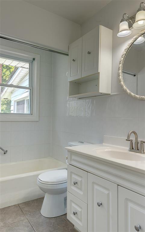308 LOUISA Street, Point Edward, Ontario, Canada