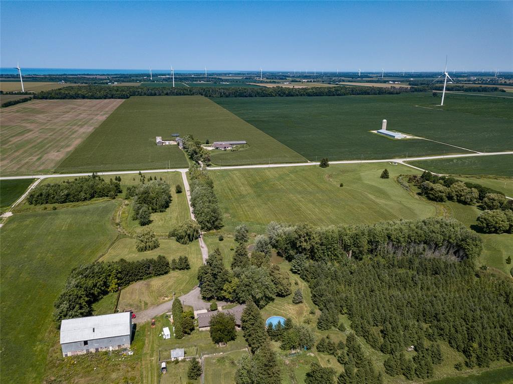 5223 DOUGLAS Line, Plympton-Wyoming, Ontario, Canada