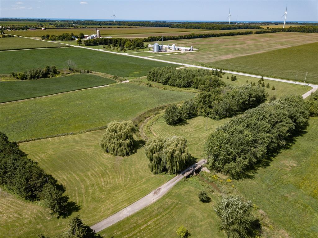 5223 DOUGLAS Line, Plympton-Wyoming, Ontario, Canada