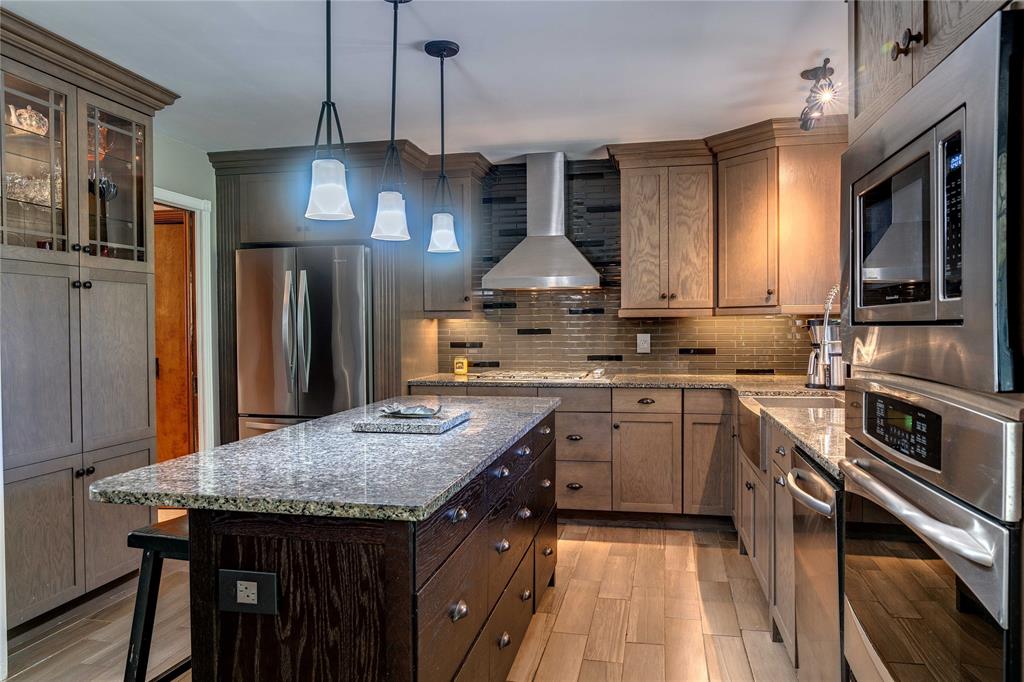 5223 DOUGLAS Line, Plympton-Wyoming, Ontario, Canada