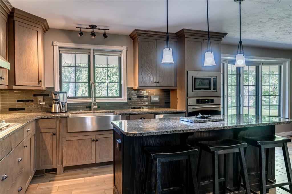 5223 DOUGLAS Line, Plympton-Wyoming, Ontario, Canada