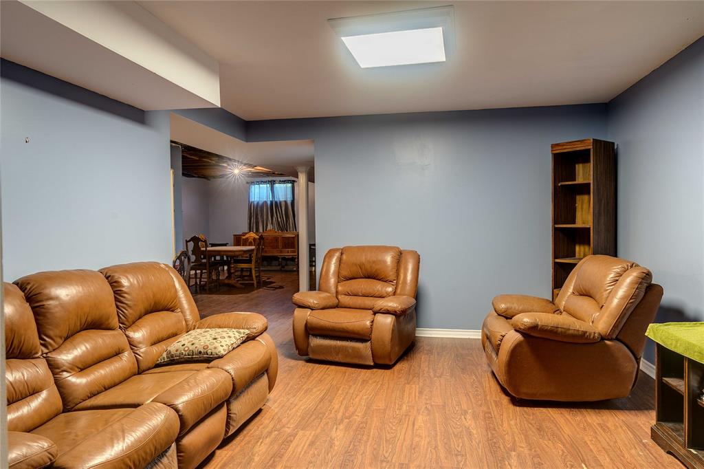 5223 DOUGLAS Line, Plympton-Wyoming, Ontario, Canada