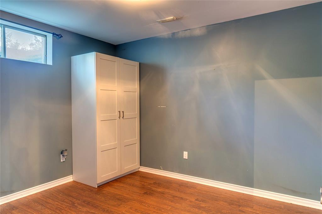 5223 DOUGLAS Line, Plympton-Wyoming, Ontario, Canada