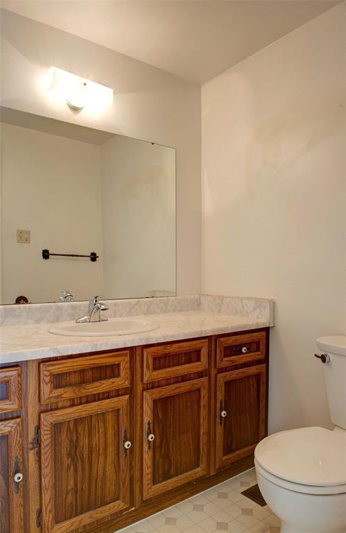 310 TWIN LAKES Drive, Sarnia, Ontario, Canada