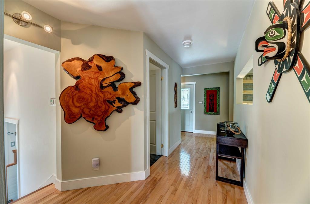 727 VICTORIA Avenue, Point Edward, Ontario, Canada