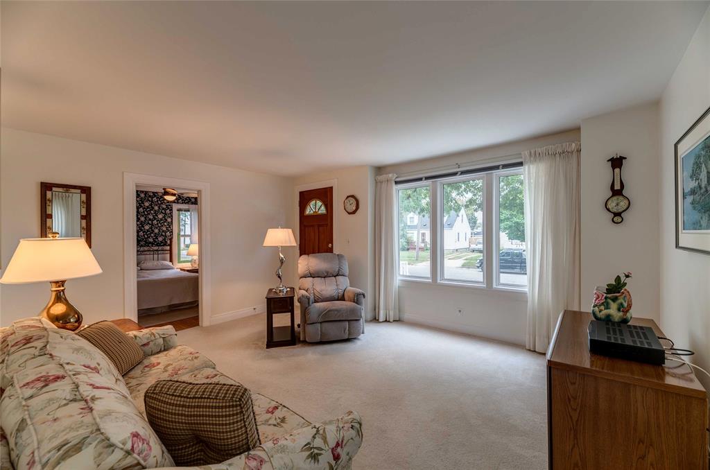 265 CECIL Street, Sarnia, Ontario, Canada