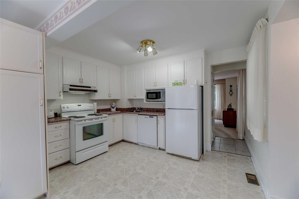 265 CECIL Street, Sarnia, Ontario, Canada