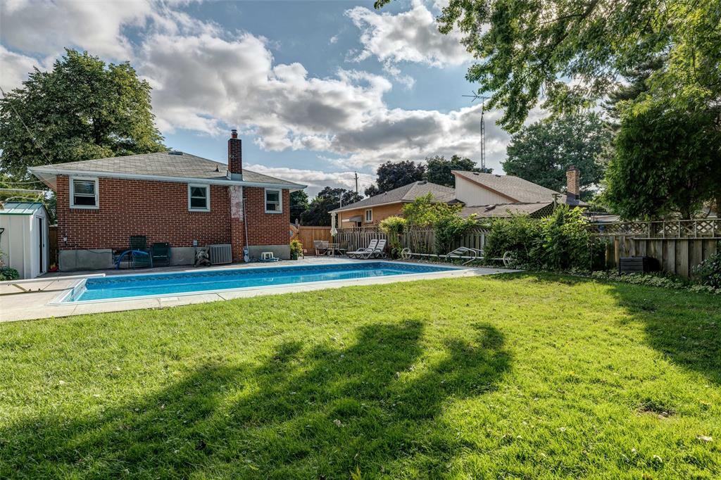 1058 WELLINGTON Street, Sarnia, Ontario, Canada