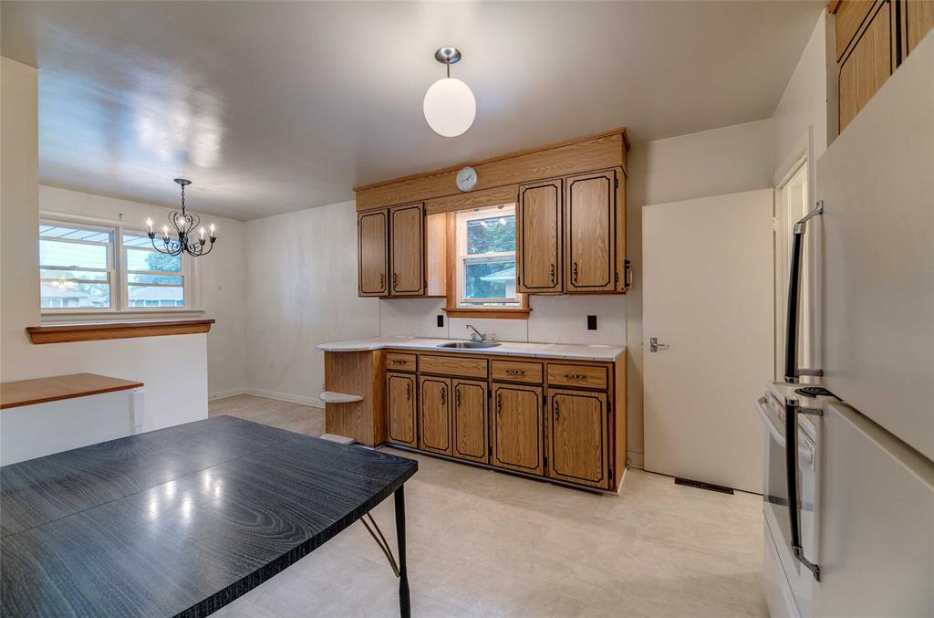 1058 WELLINGTON Street, Sarnia, Ontario, Canada