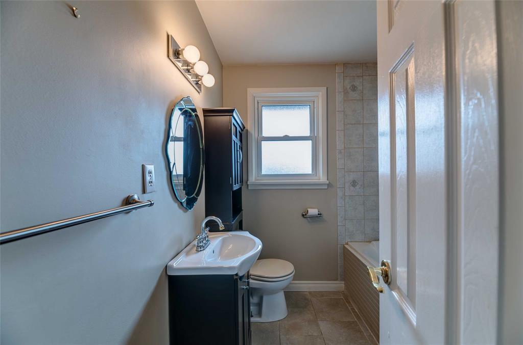 1005 TALFOURD Street, Sarnia, Ontario, Canada